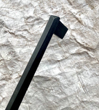 SKEW series 18" handle, appliance pull.