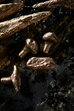 DRFT series T knob, hook.