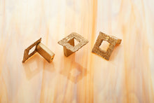 TEFT series 1.5" square pull