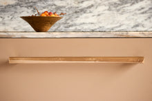 SKEW series 18" handle, appliance pull.